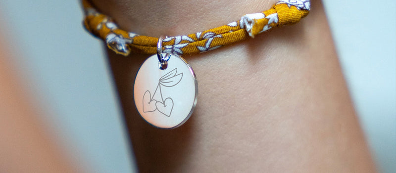 Comment nettoyer un bijou en argent : conseils simples pour redonner de l’éclat à vos bijoux
