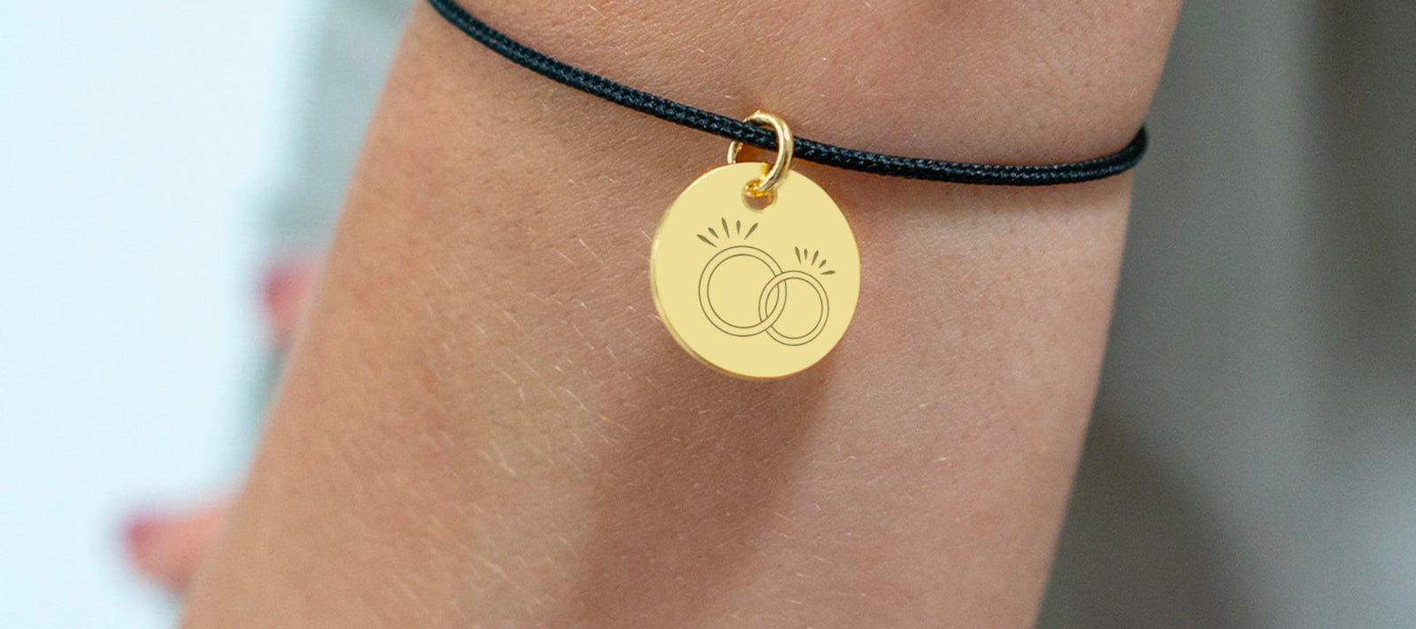 Comment organiser une demande en mariage originale avec des bijoux personnalisés