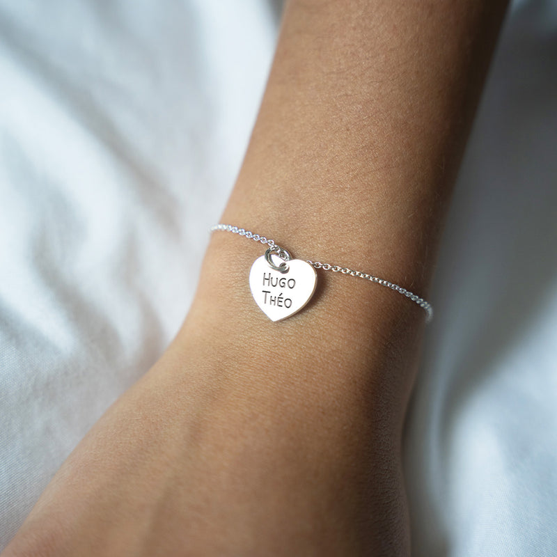 Révélez votre charme avec ce Bracelet Personnalisé Coeur 15mm Argent Chaine maille.