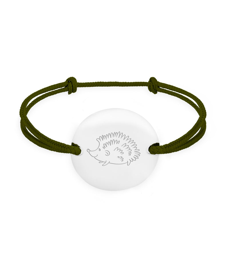 Bracelet médaille personnalisé 20mm, avec deux trous argent, sur cordon kaki, un choix unique.