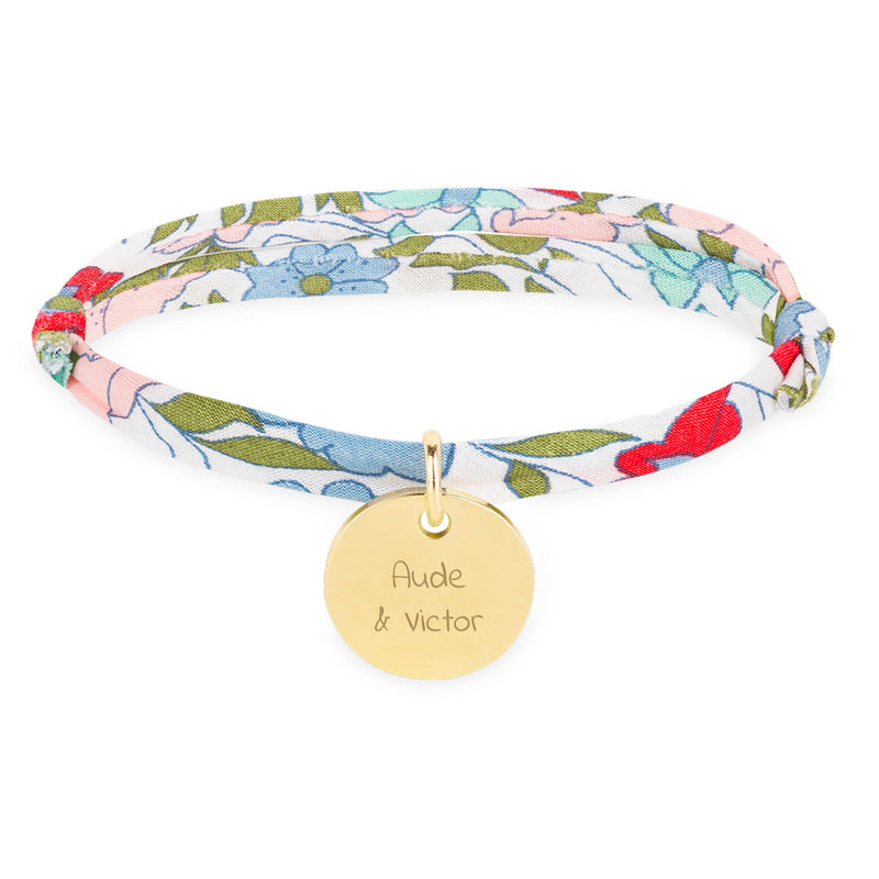 Magnifique bracelet personnalisé avec une médaille de 15mm plaqué or et un lien Liberty Hortensia.