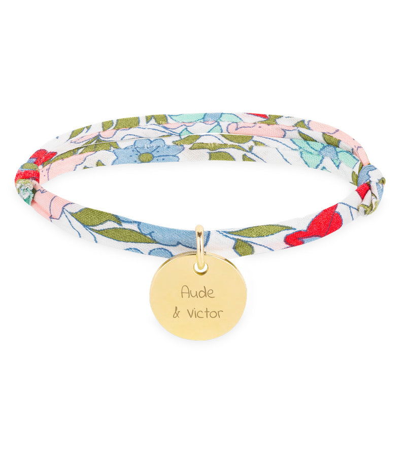 Magnifique bracelet personnalisé avec une médaille de 15mm plaqué or et un lien Liberty Hortensia.