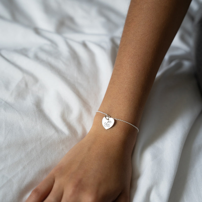 Exprimez votre amour avec ce Bracelet Personnalisé Coeur 15mm Argent Chaine maille.