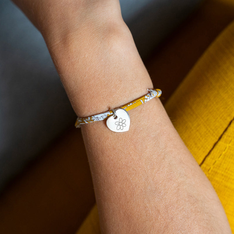 Bracelet personnalisé en argent avec pendentif cœur 15mm et lien liberty