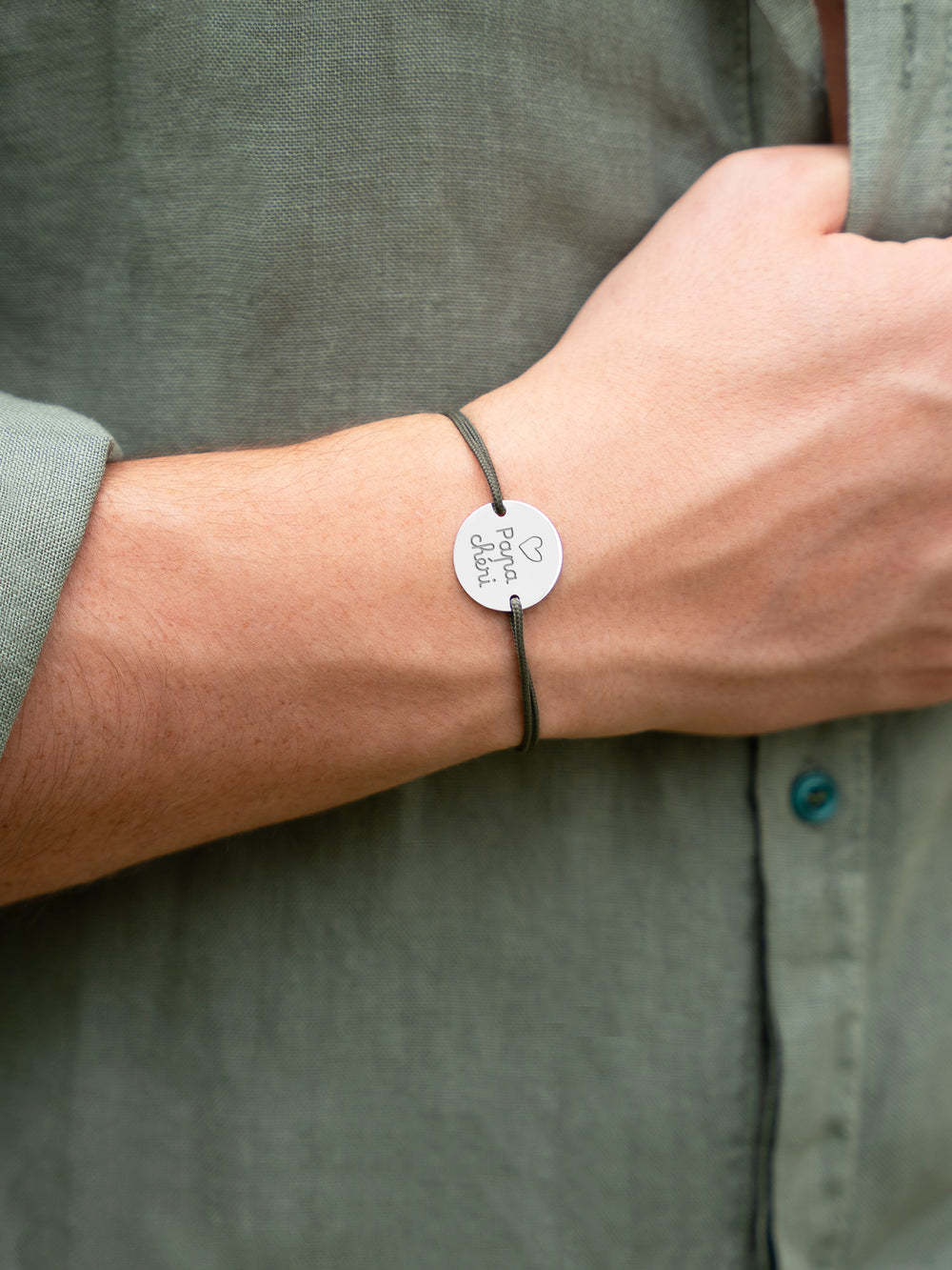Bracelet pour hommes cordon kaki avec une personnalisation papa cheri