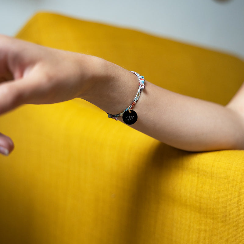 Bracelet personnalisable plaqué or avec médaille sur lien Liberty Pavot