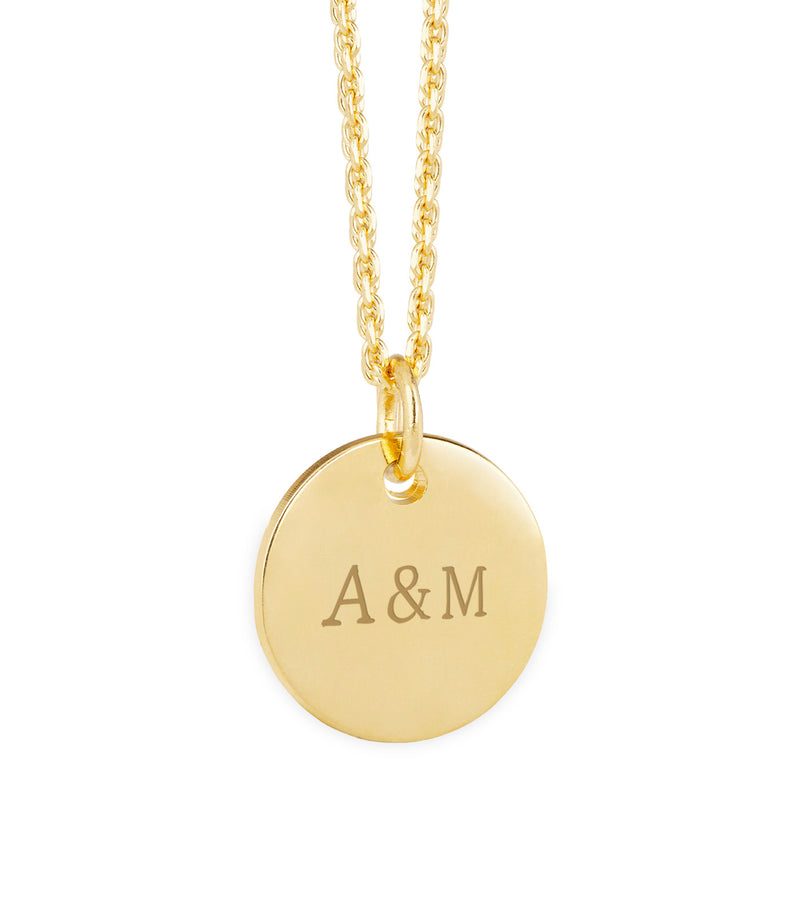 Élégant pendentif personnalisé en plaqué or, idéal pour exprimer votre style unique.