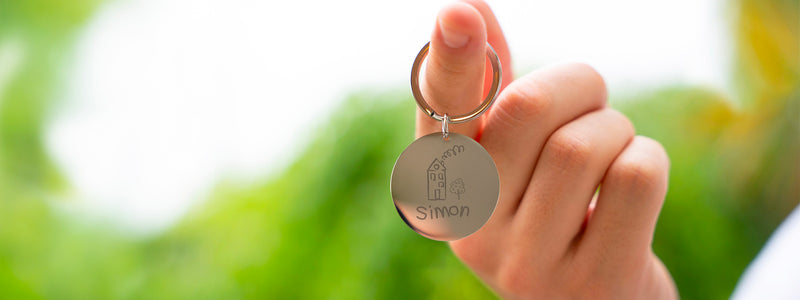 Un porte cle personnalise d'un dessin simon