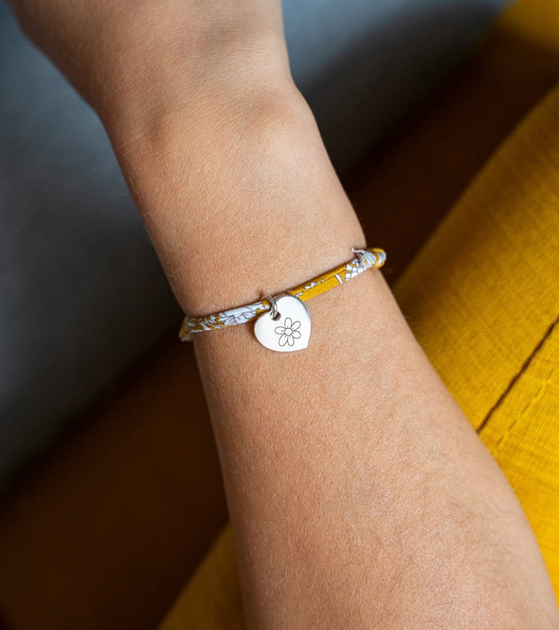 Bracelet personnalisé en argent avec pendentif cœur 15mm et lien liberty