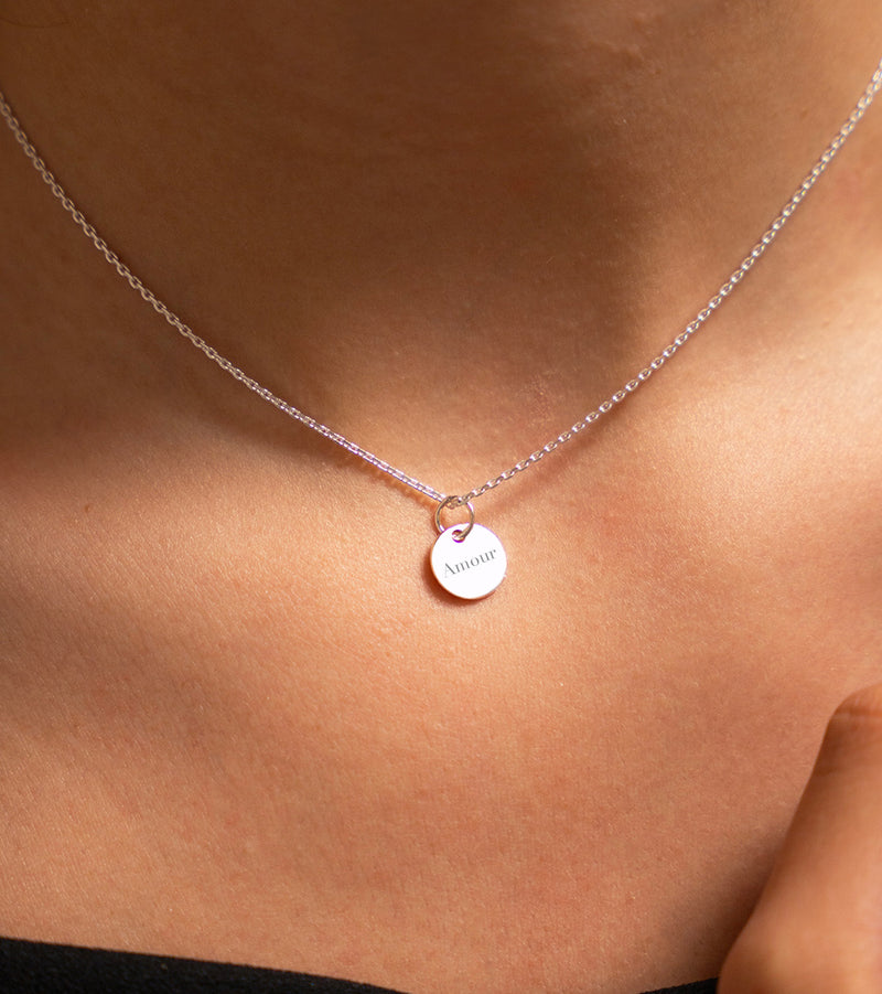 Pendentif 10mm en argent, une création unique pour vous démarquer.